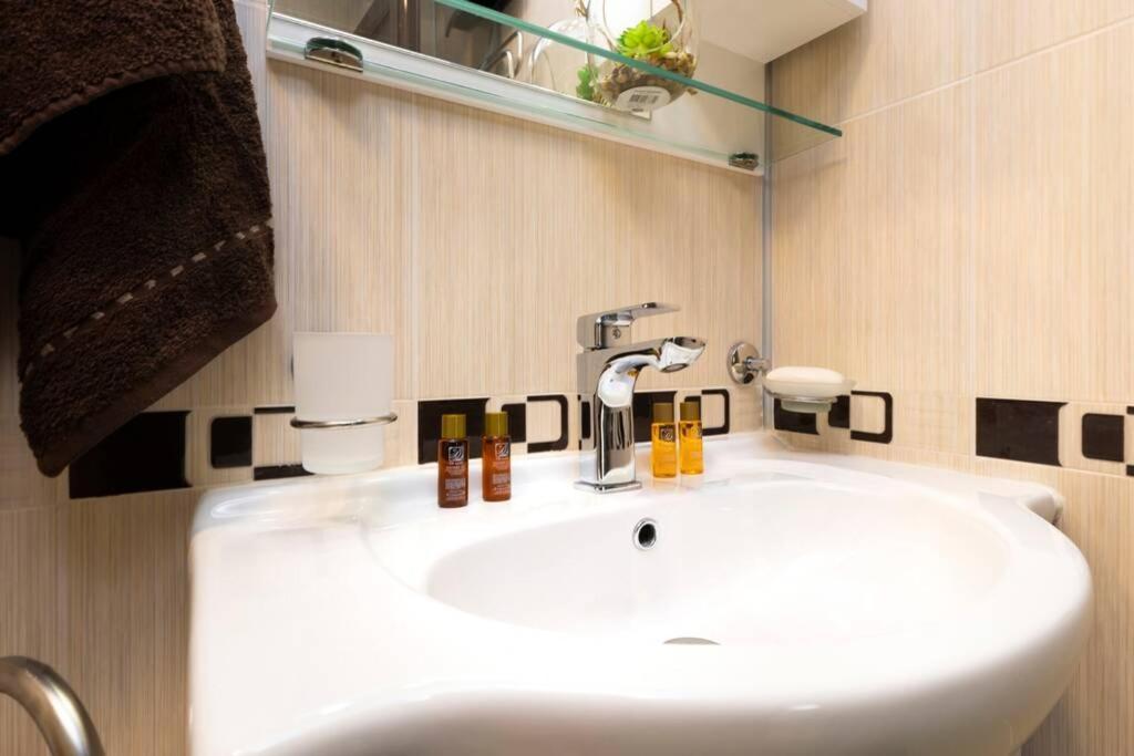 Cozy New Apartment 'Casa Vacanza ' ✵ Top Center ✵ Plovdiv Luaran gambar